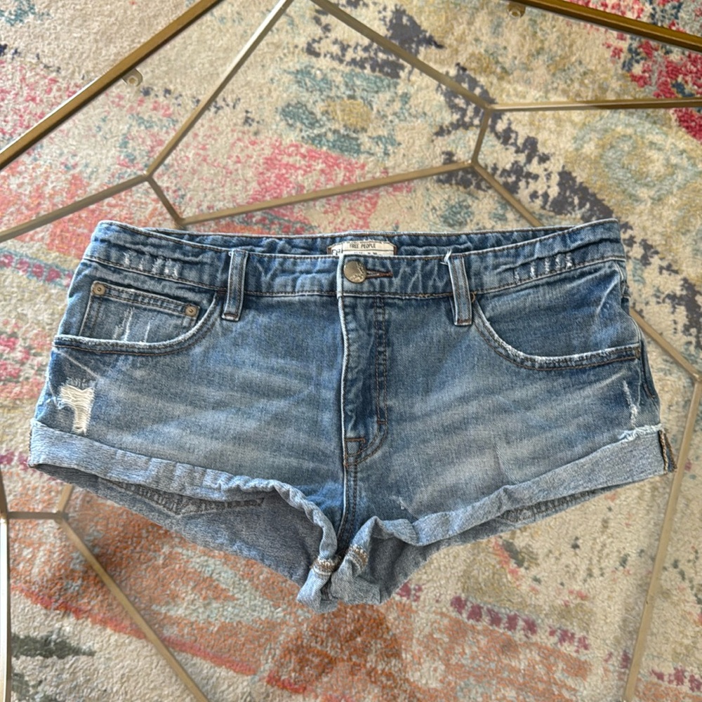 Free People denim shorts. Size 28